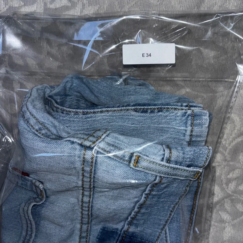 Levis 505 Regular Fit Straight‎ Leg Light Wash Blue Denim Mens 33x30 (E34)